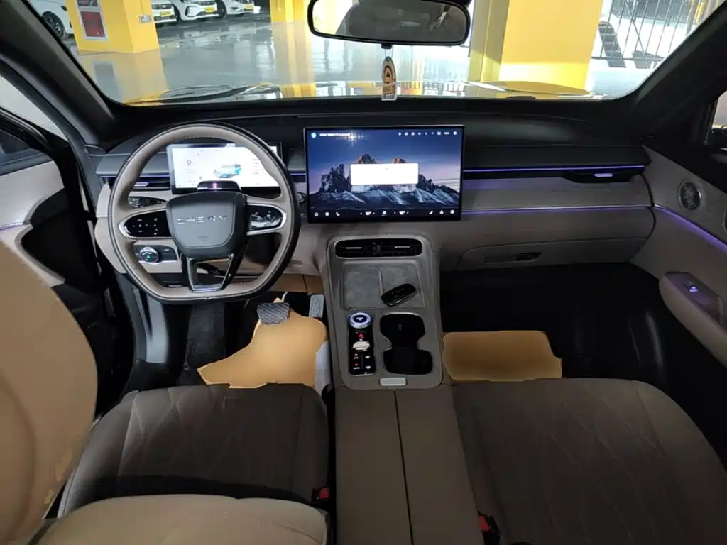 Chery Tiggo 8 PLUS — фото 9