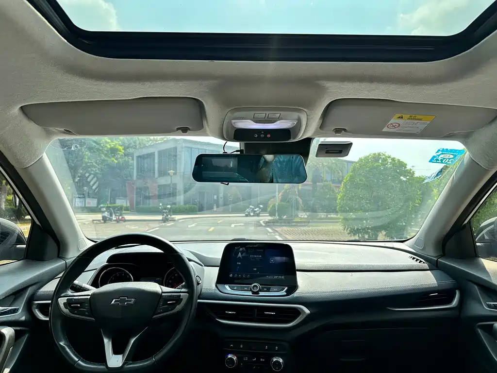 Chevrolet Trax — фото 18