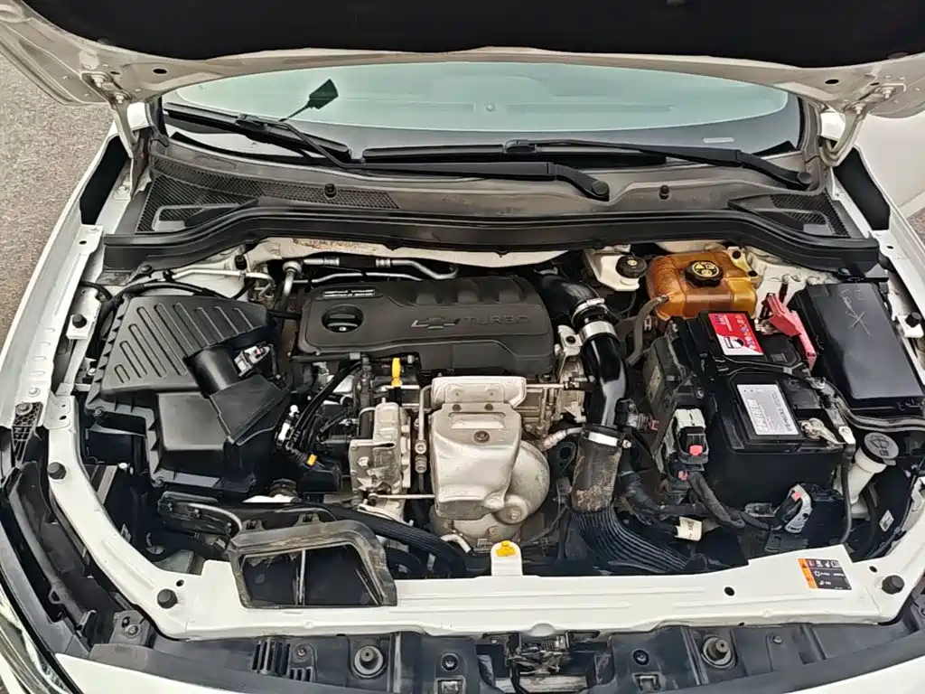 Chevrolet Monza — фото 19