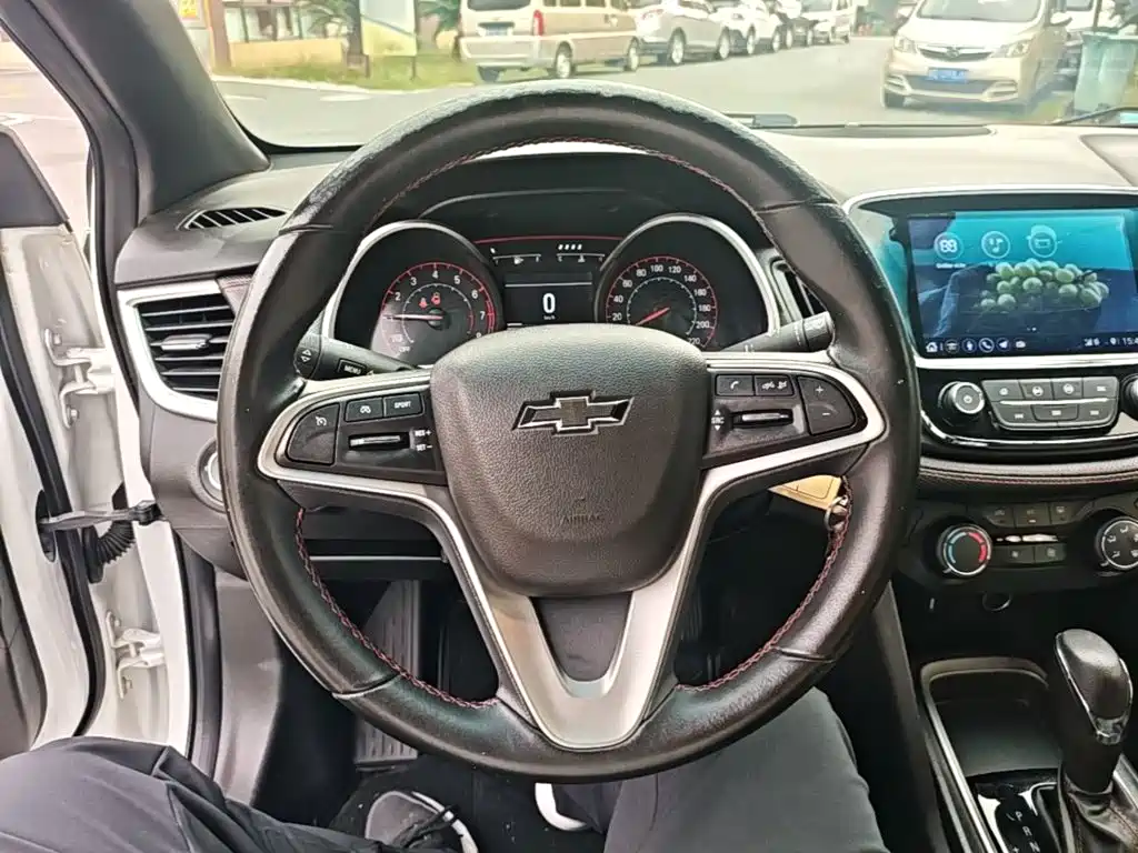 Chevrolet Monza — фото 10