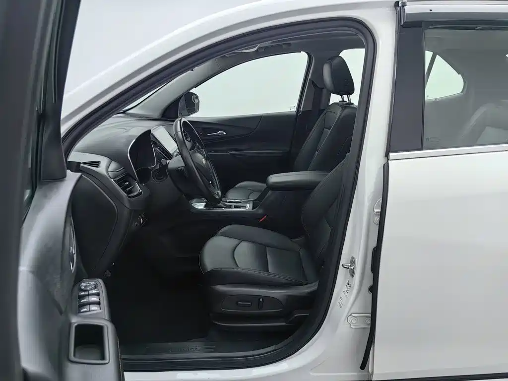 Chevrolet Equinox — фото 10