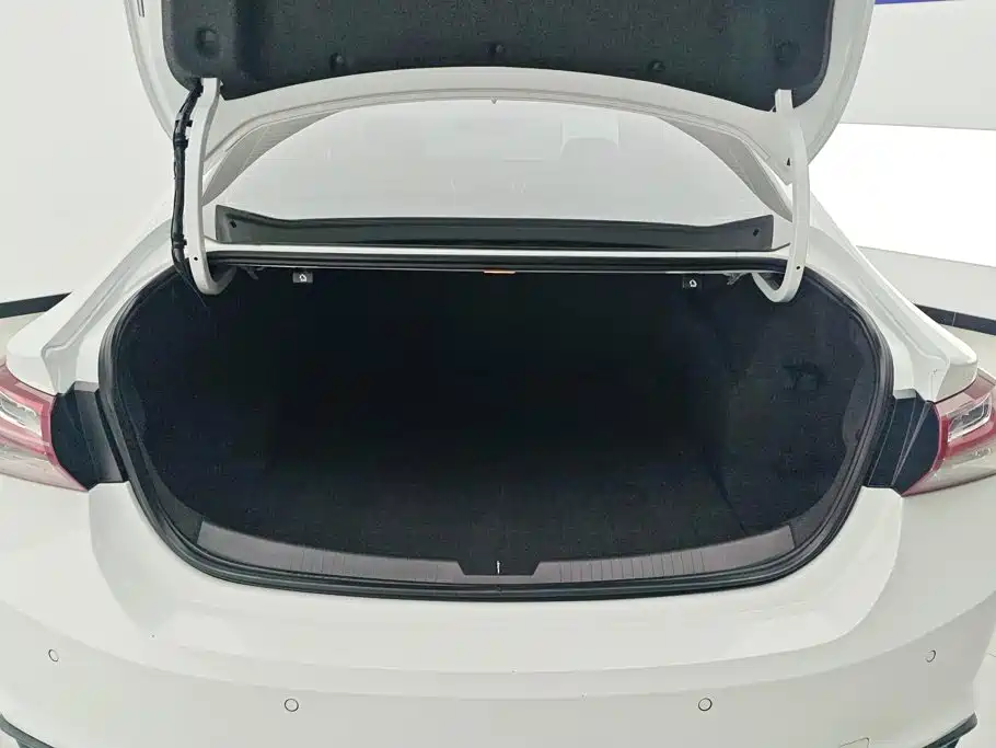 Chevrolet Malibu XL — фото 4