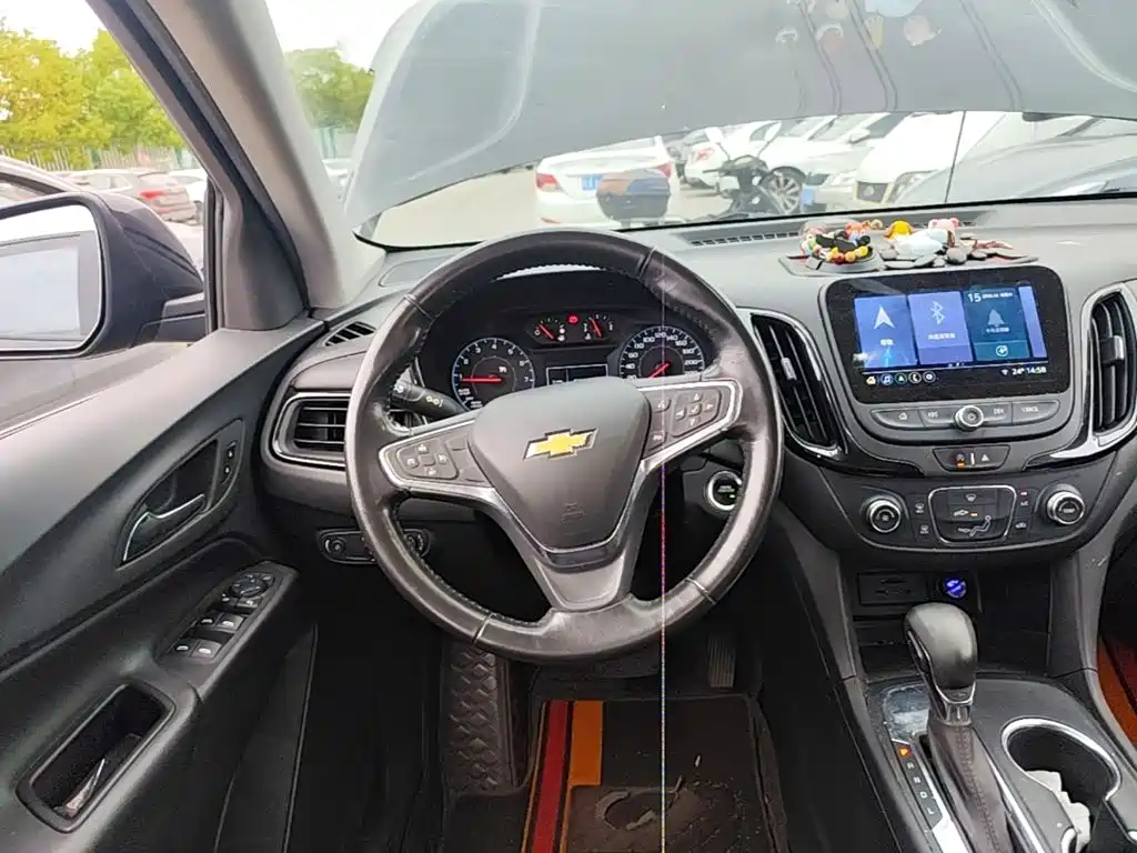 Chevrolet Equinox — фото 10
