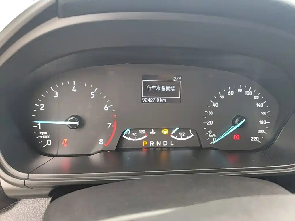 Ford Ecosport — фото 11