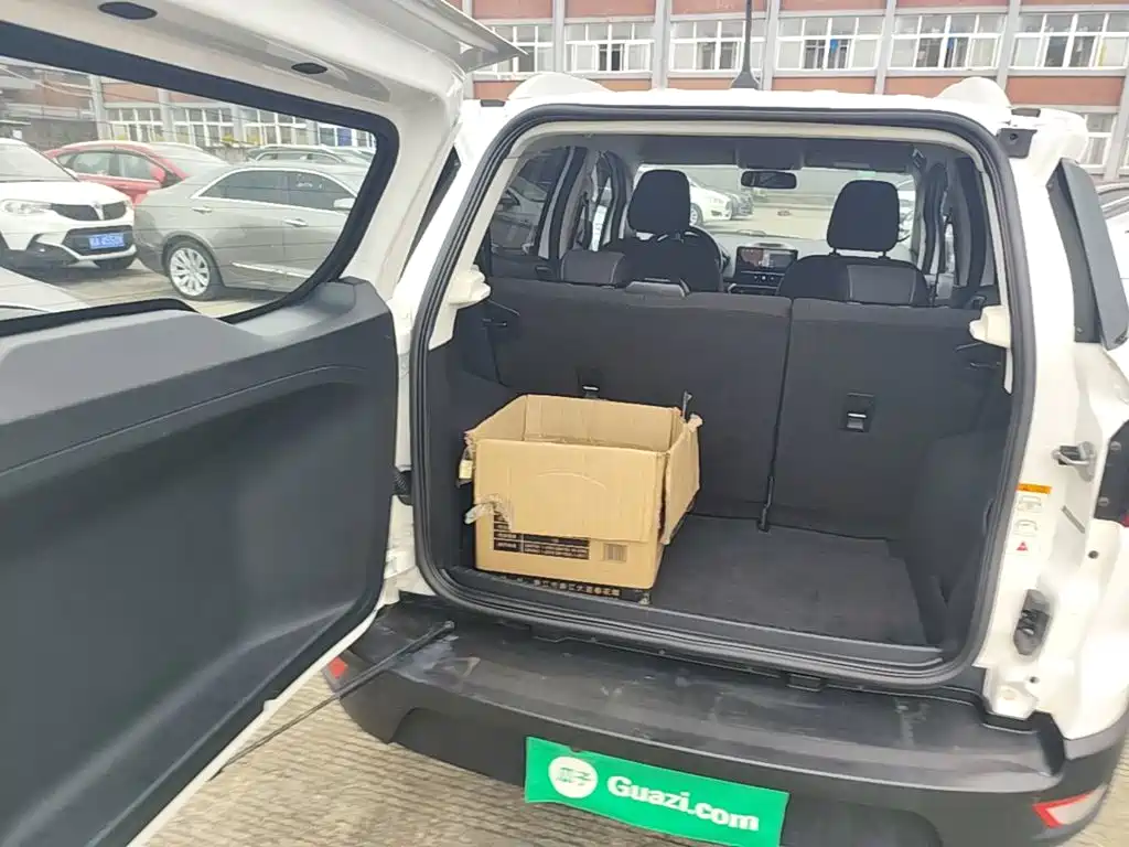Ford Ecosport — фото 18