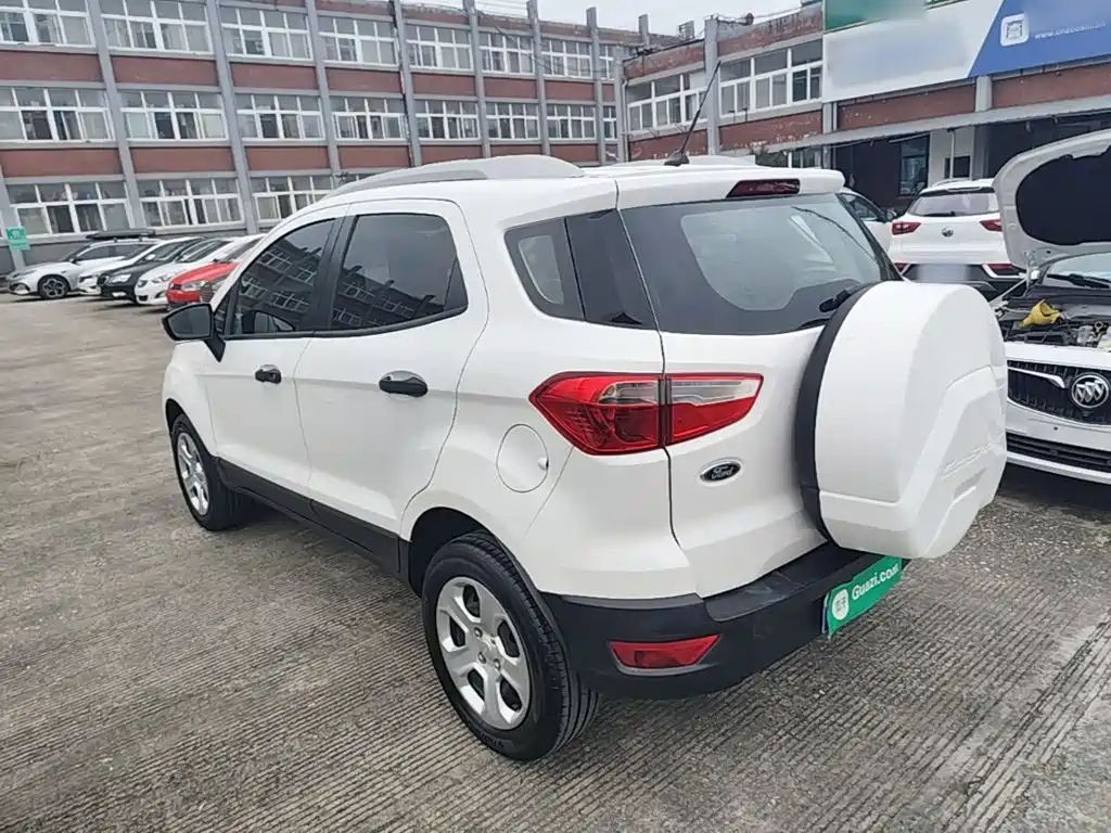 Ford Ecosport — фото 4