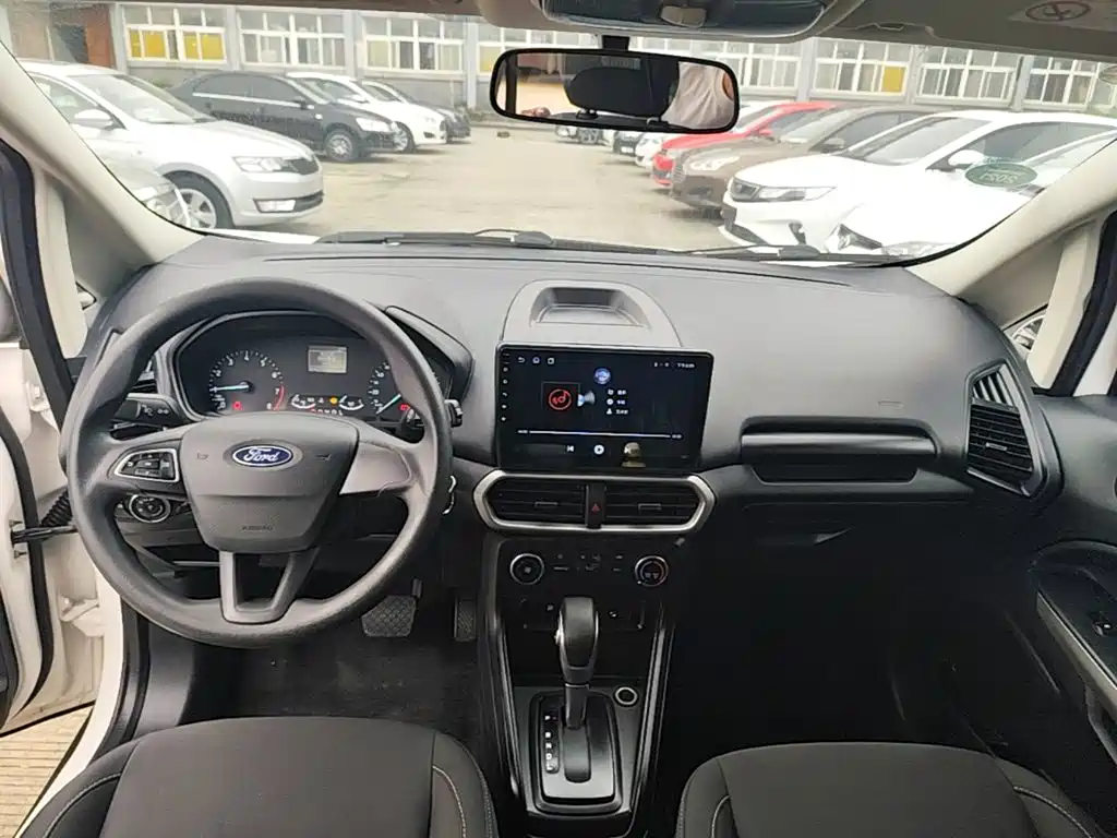 Ford Ecosport — фото 9