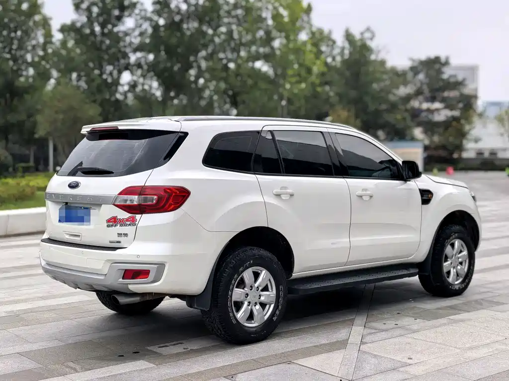 Ford Everest — фото 5