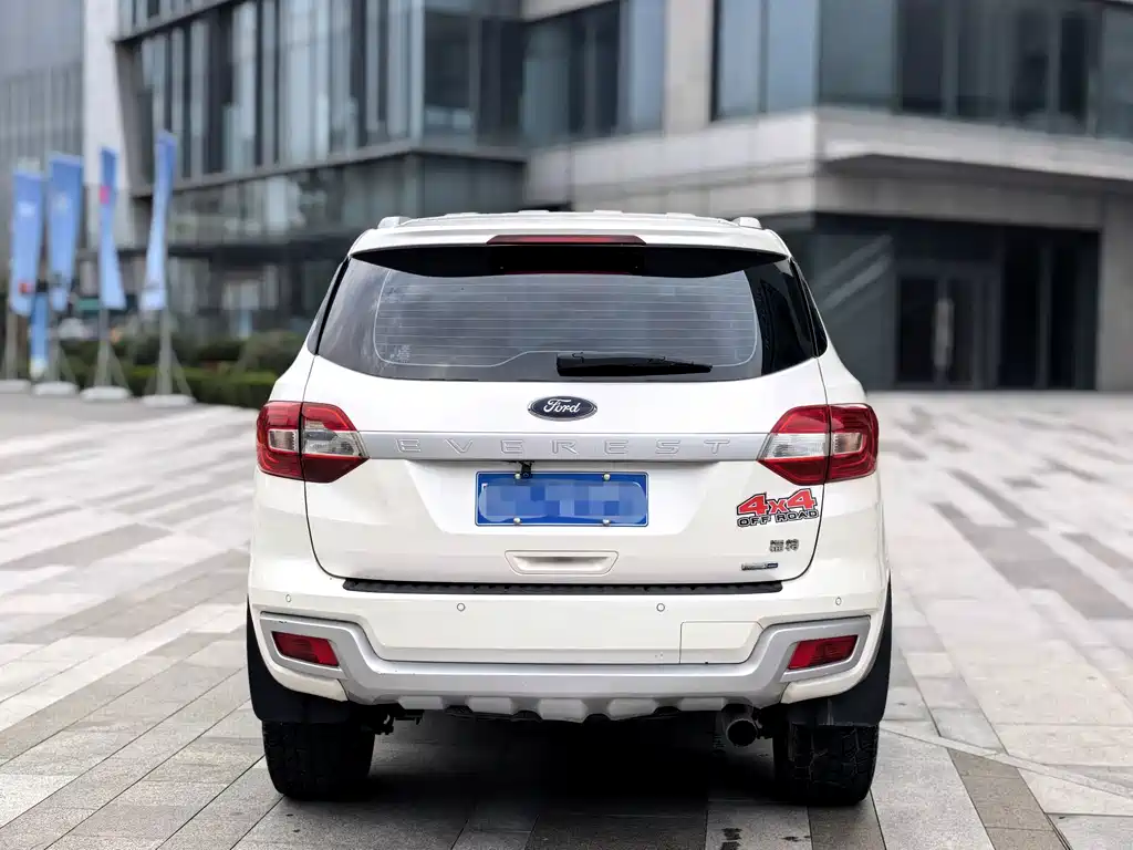 Ford Everest — фото 6