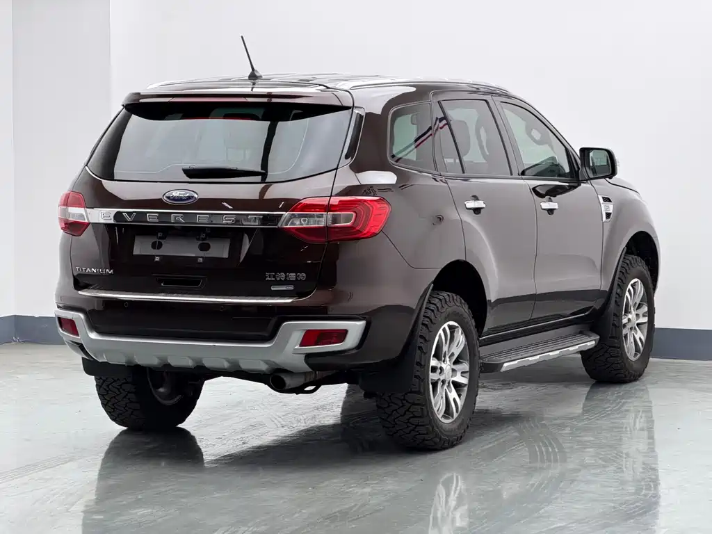 Ford Everest — фото 4