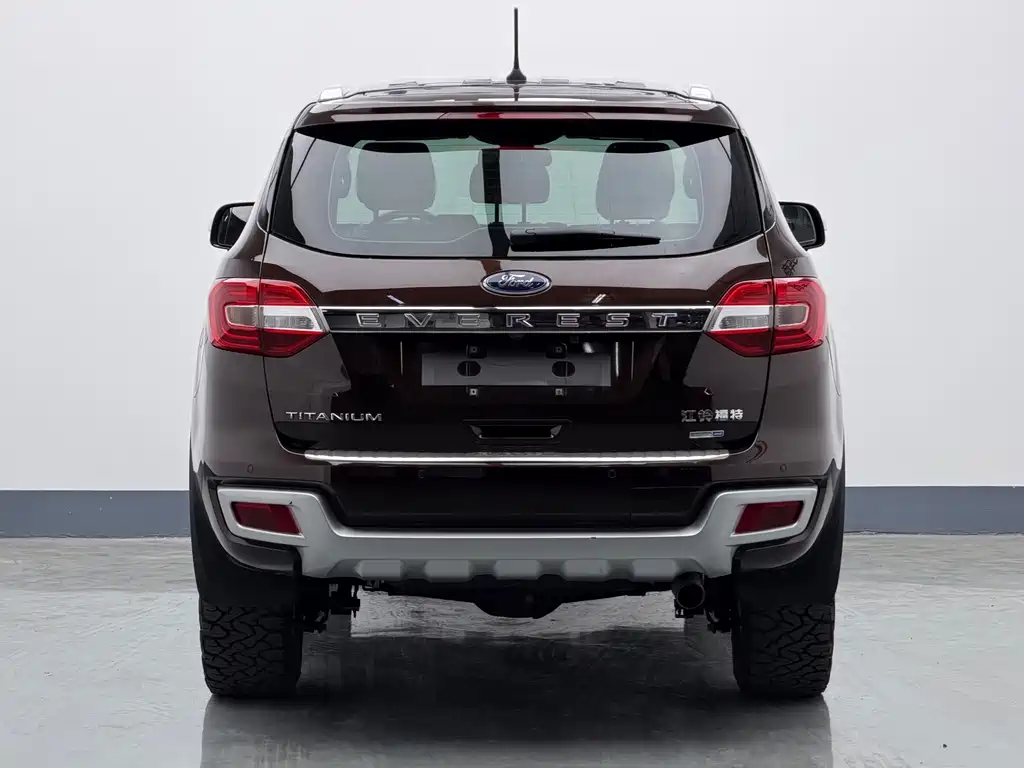 Ford Everest — фото 5
