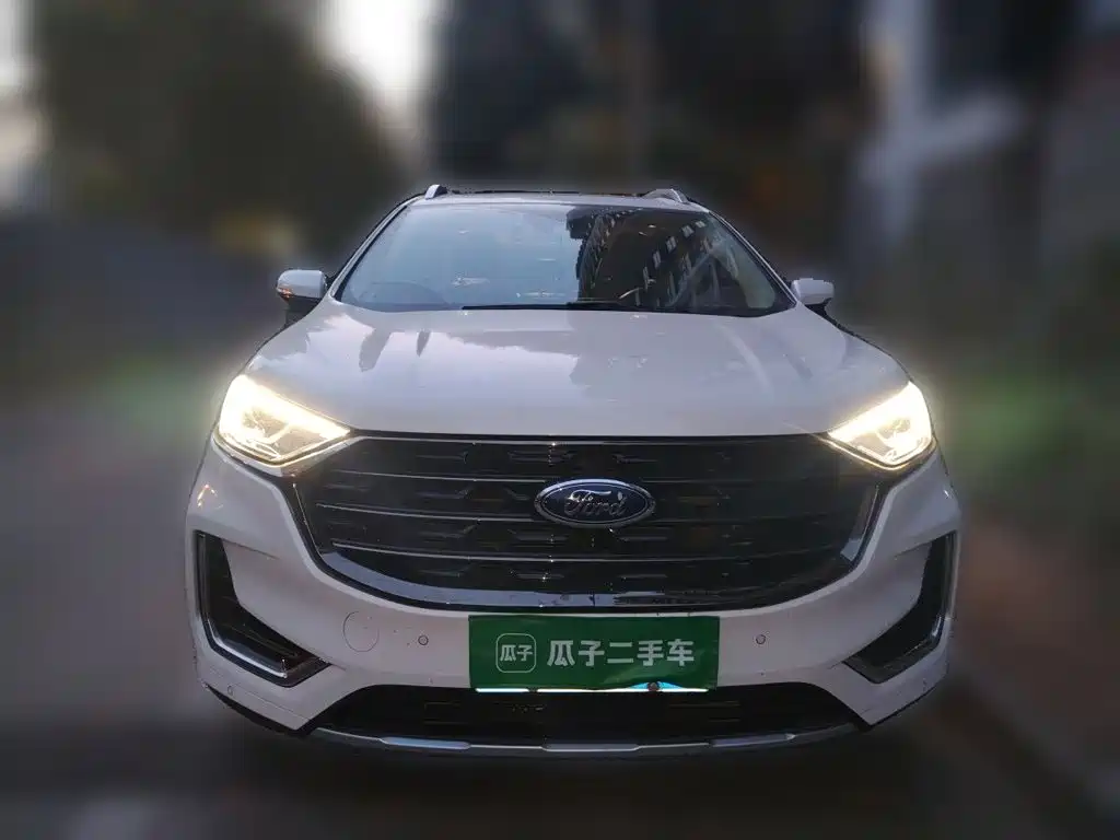 Ford Edge — фото 2