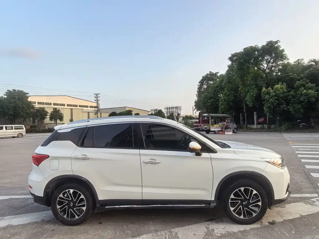 GAC Motor Trumpchi GS4 — фото 4