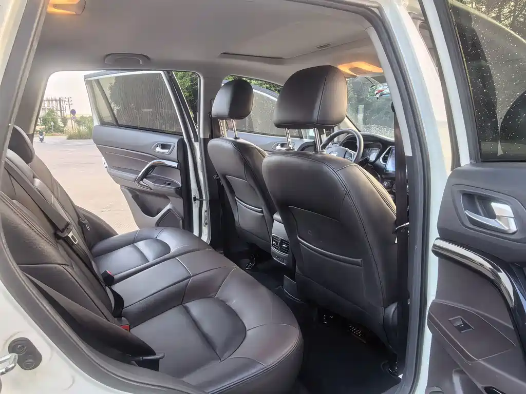 GAC Motor Trumpchi GS4 — фото 10