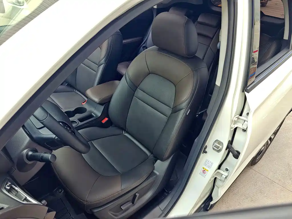 GAC Motor GS4 Hybrid — фото 19