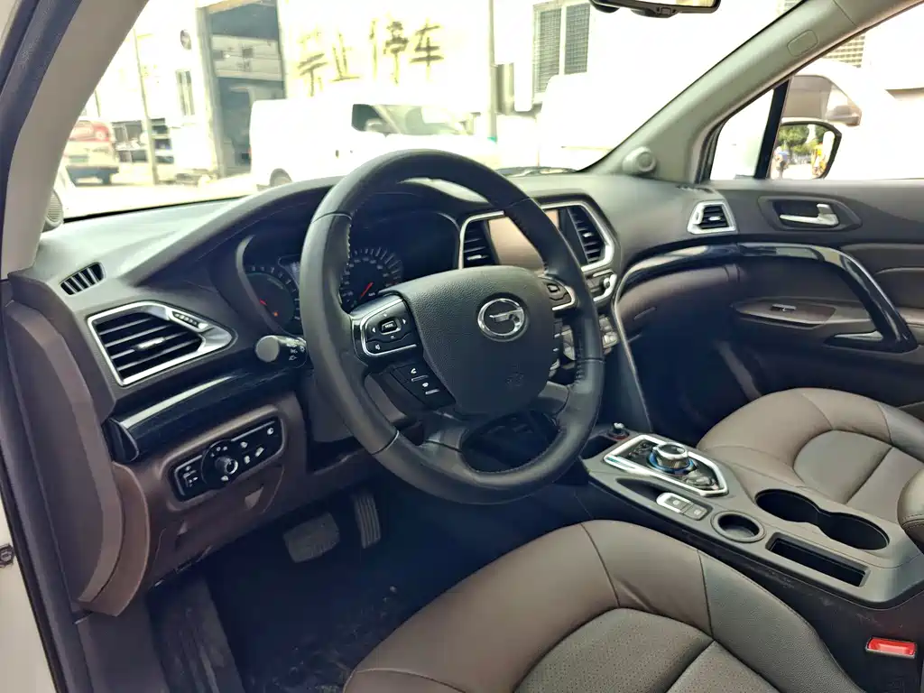 GAC Motor GS4 Hybrid — фото 21