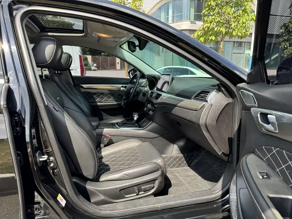 GAC Motor Trumpchi GA8 — фото 14