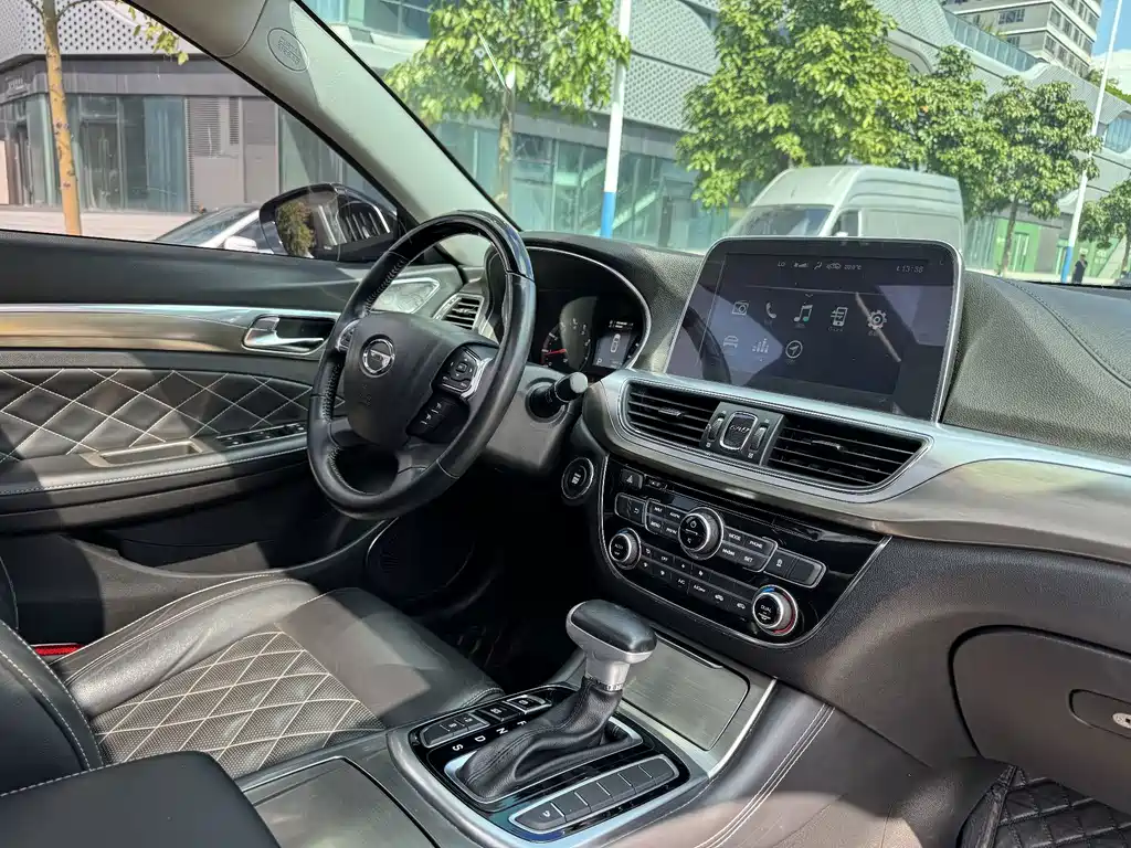 GAC Motor Trumpchi GA8 — фото 15
