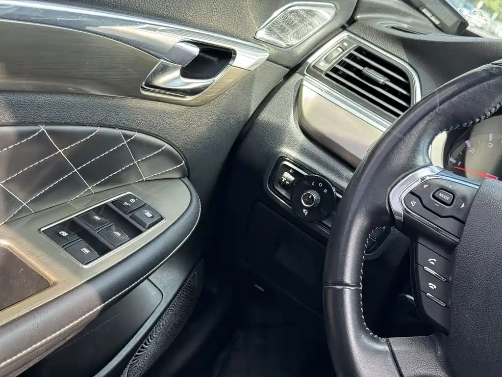 GAC Motor Trumpchi GA8 — фото 21