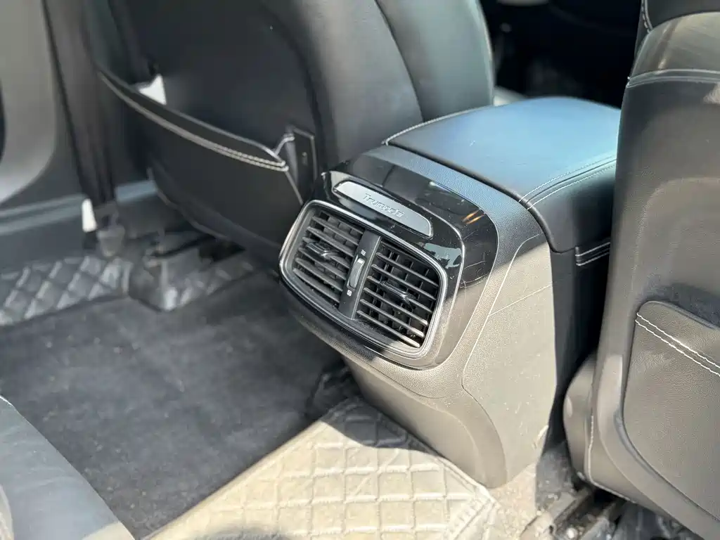 GAC Motor Trumpchi GA8 — фото 23
