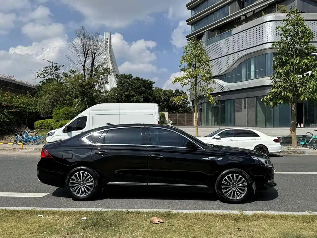 GAC Motor Trumpchi GA8 — фото 7
