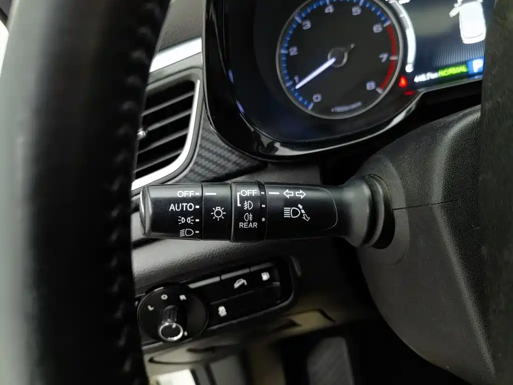 GAC Motor Trumpchi GS7 — фото 21