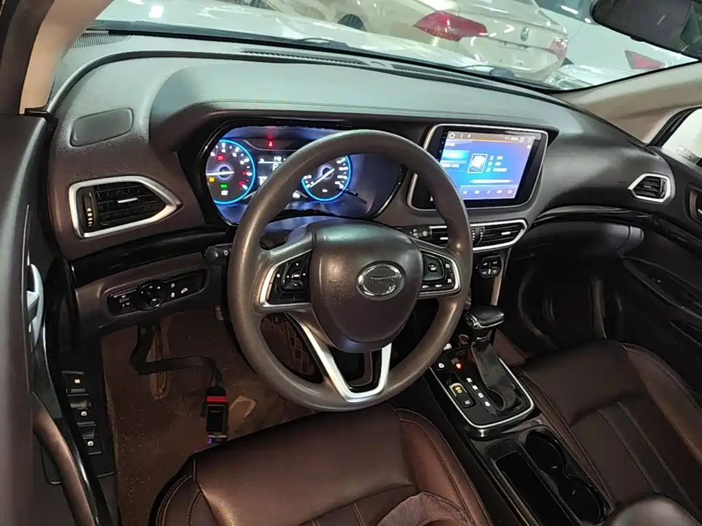 GAC Motor Trumpchi GS4 — фото 9