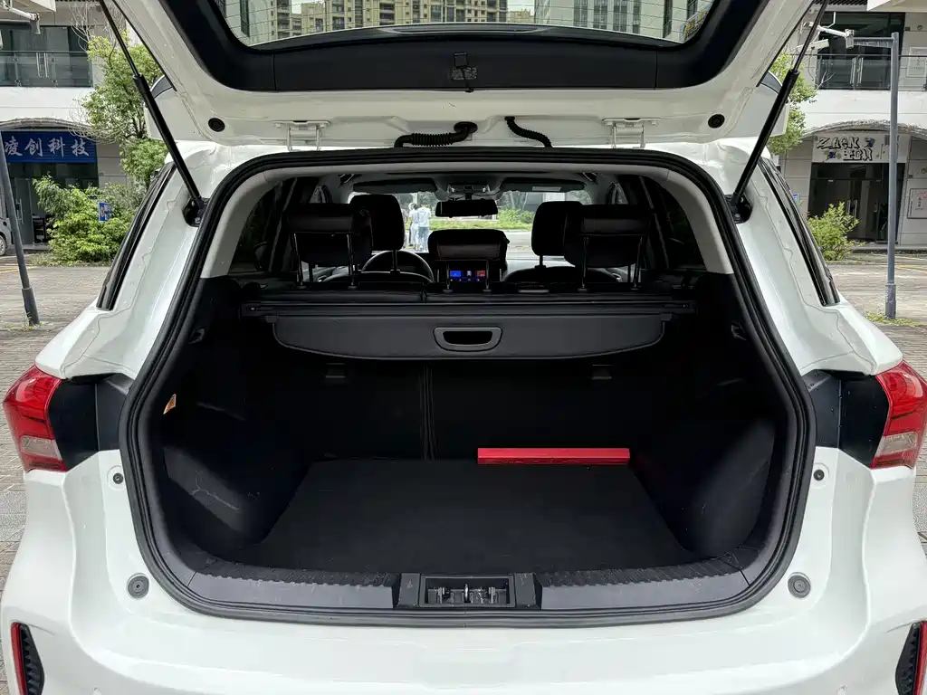 GAC Motor Trumpchi GS4 — фото 15