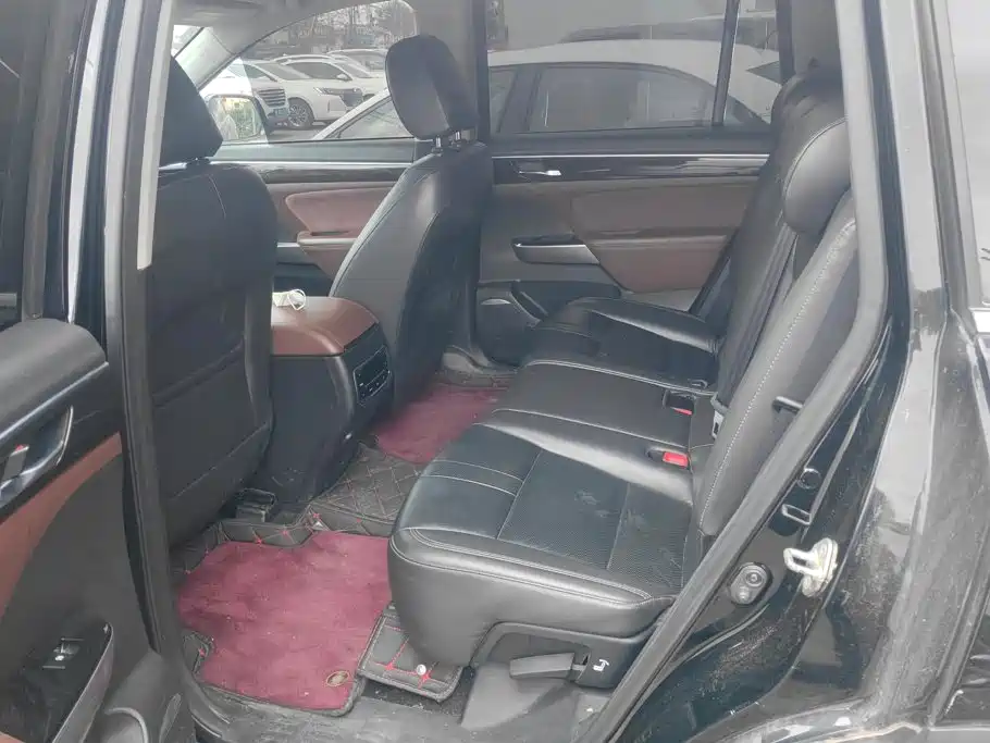 GAC Motor Trumpchi GS8 — фото 11