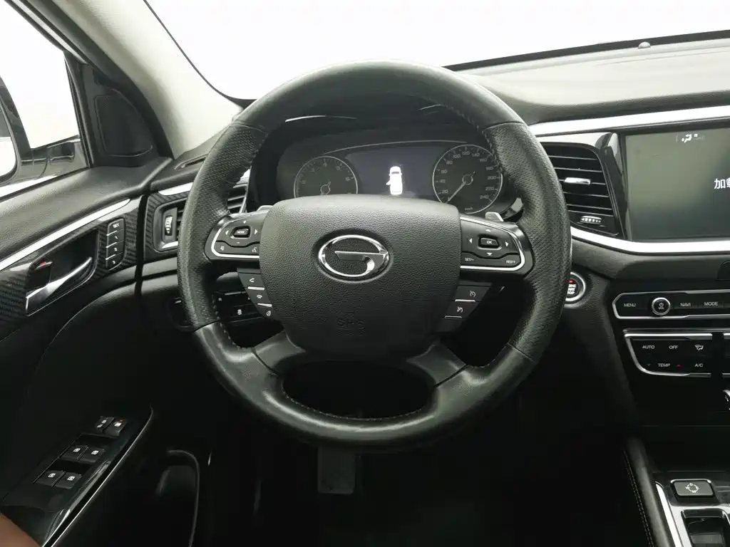 GAC Motor Trumpchi GS7 — фото 11