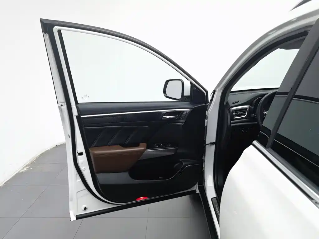 GAC Motor Trumpchi GS7 — фото 8