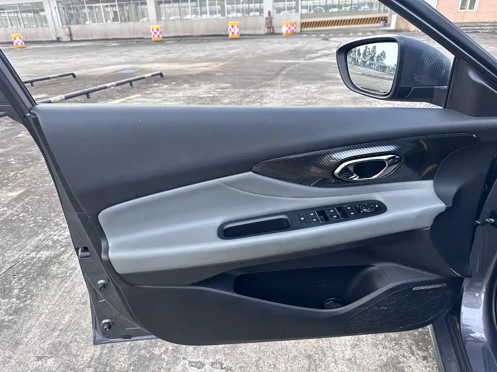 GAC Motor Shadow Leopard — фото 7