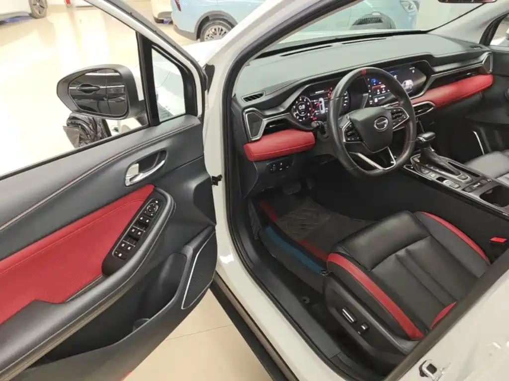 GAC Motor Trumpchi GS4 — фото 15