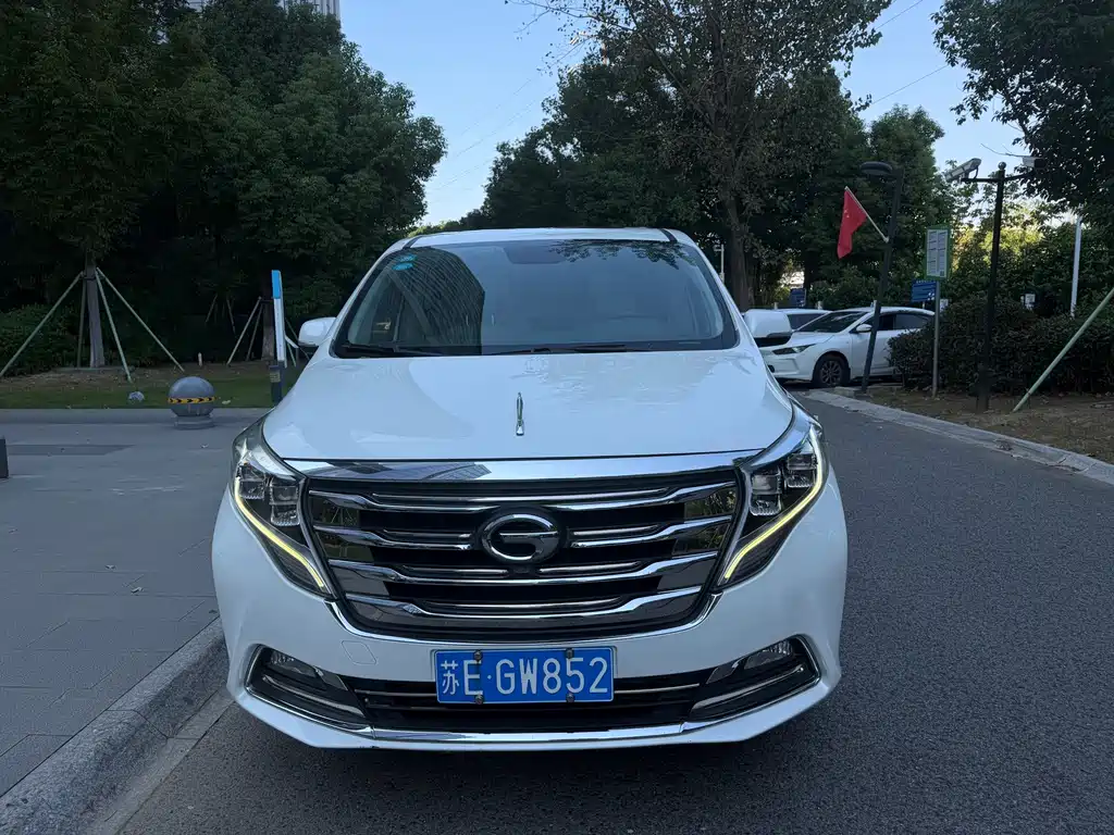 GAC Motor Trumpchi M8 — фото 2