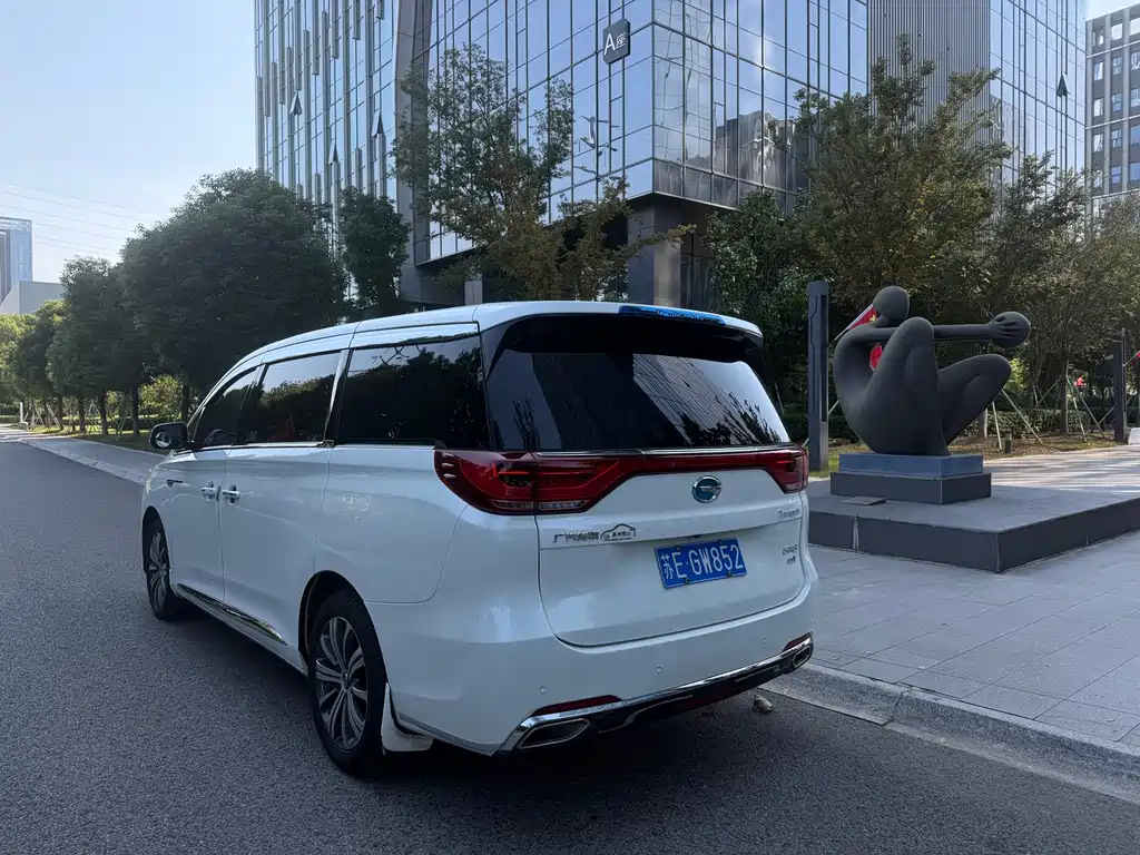 GAC Motor Trumpchi M8 — фото 15