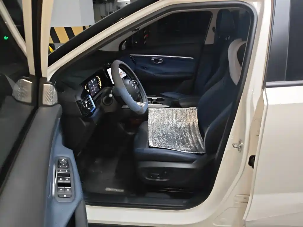 GAC Motor Trumpchi GS3 — фото 11
