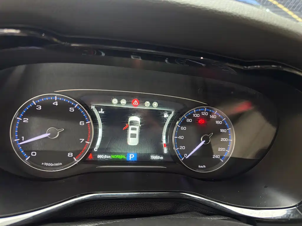 GAC Motor Trumpchi M8 — фото 16