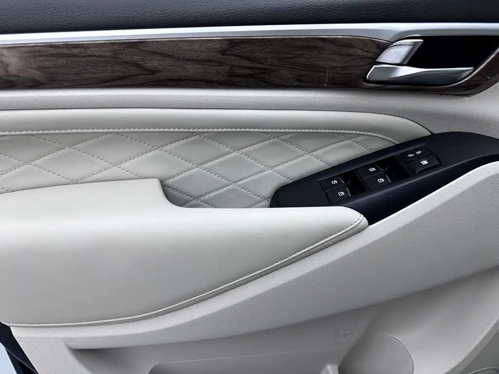 GAC Motor Trumpchi M8 — фото 7
