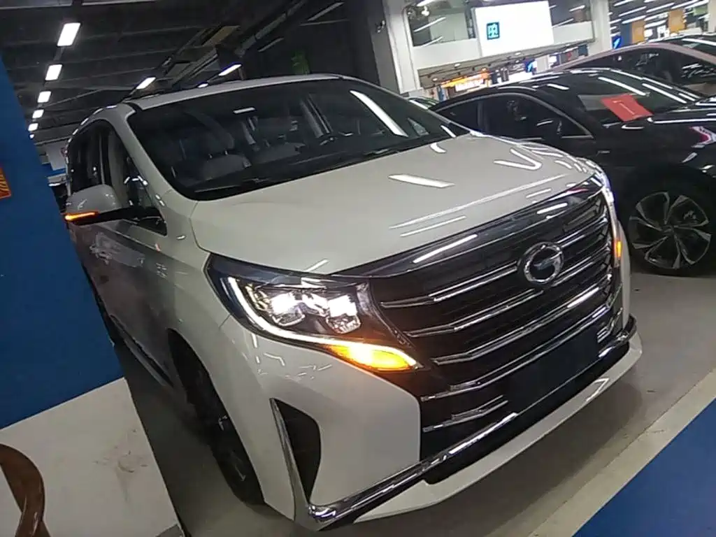 GAC Motor Trumpchi M8 — фото 3
