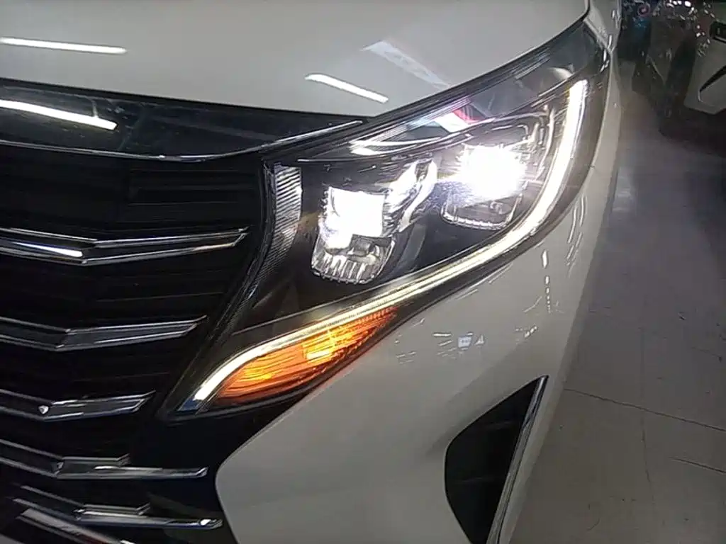 GAC Motor Trumpchi M8 — фото 23