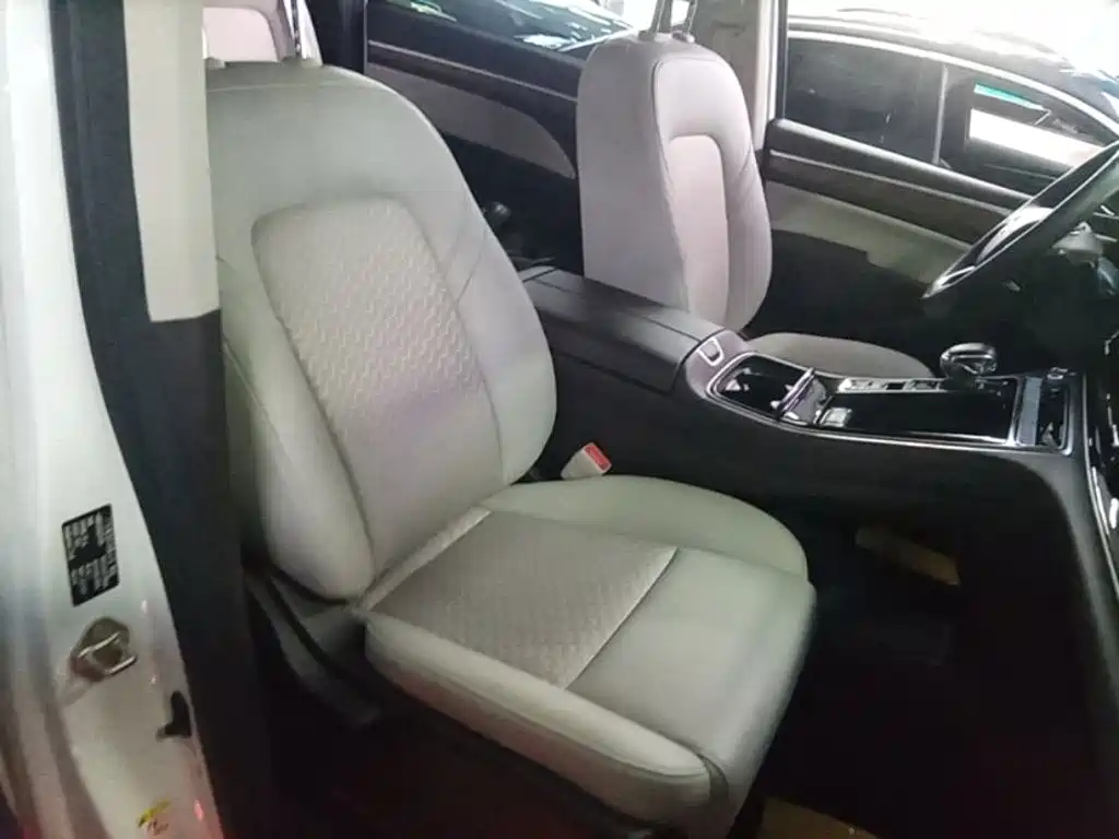 GAC Motor Trumpchi M8 — фото 24