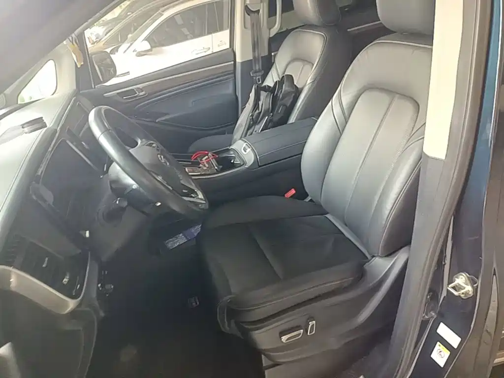 GAC Motor Trumpchi M8 — фото 14