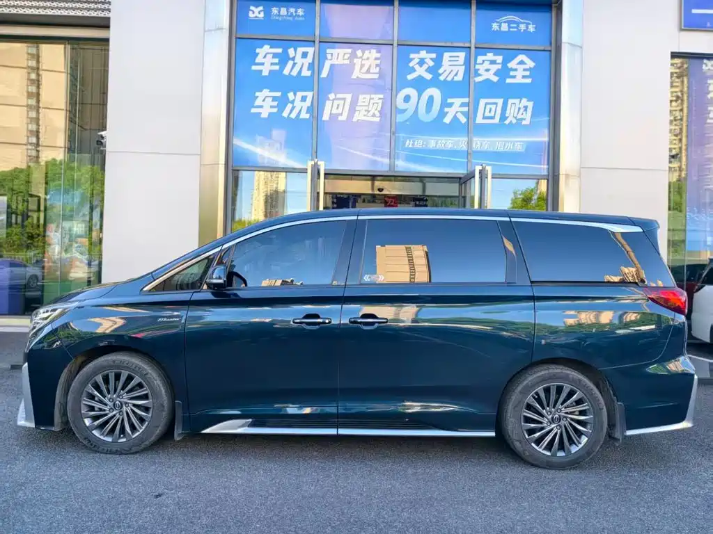 GAC Motor Trumpchi M8 — фото 3
