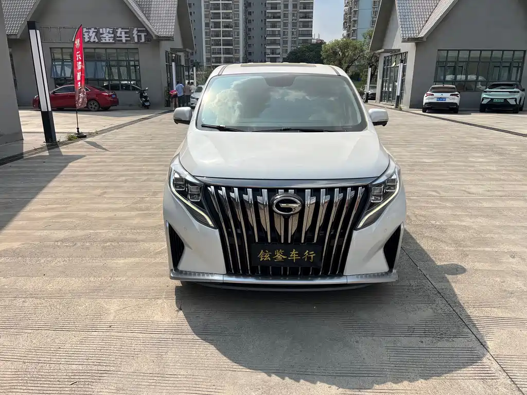 GAC Motor Trumpchi M8 — фото 2