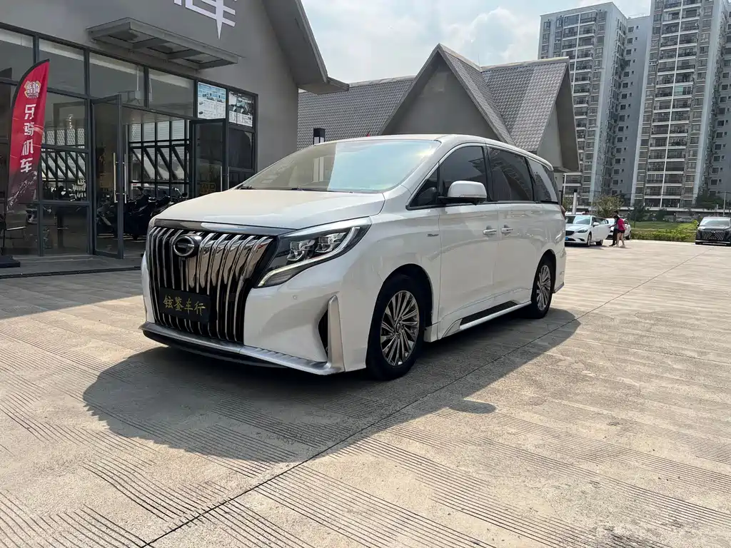 GAC Motor Trumpchi M8 — фото 3