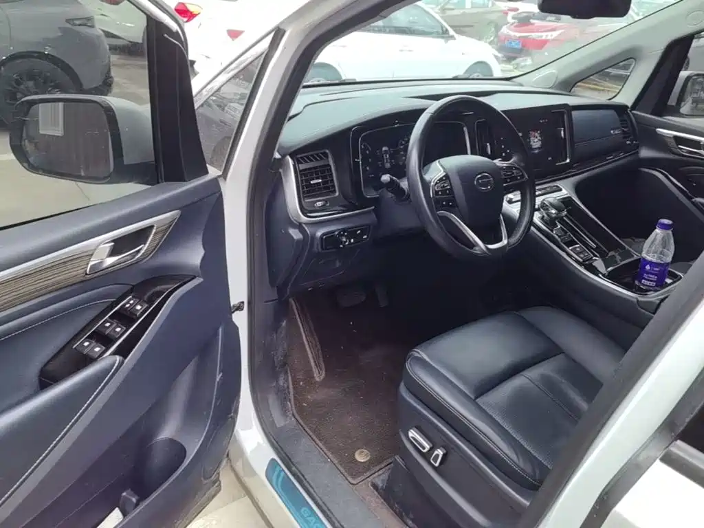 GAC Motor Trumpchi M8 — фото 15