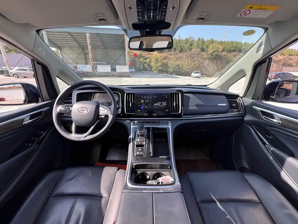 GAC Motor Trumpchi M8 — фото 14