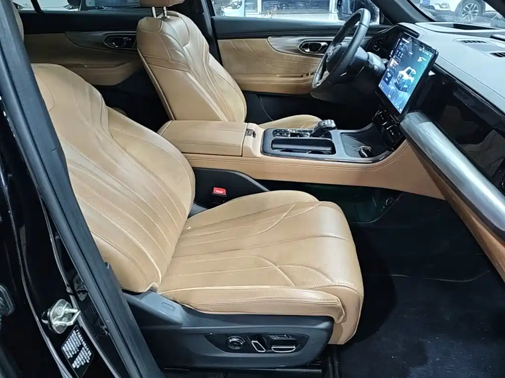 GAC Motor Trumpchi ES9 — фото 24