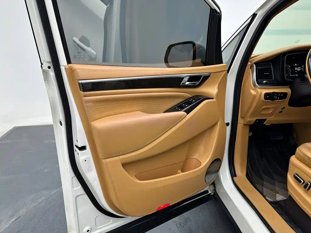 GAC Motor Trumpchi M8 — фото 14
