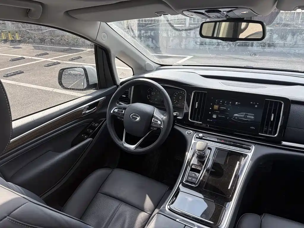 GAC Motor Trumpchi M8 — фото 14